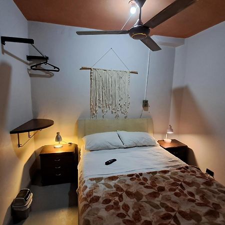 Casa Primavera Hostal Medellin Exterior photo